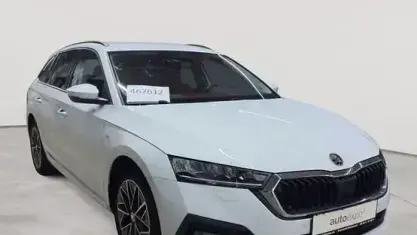 Begagnad Skoda Octavia Clever 116 HK (85 kW) 2022 Vit Kombi