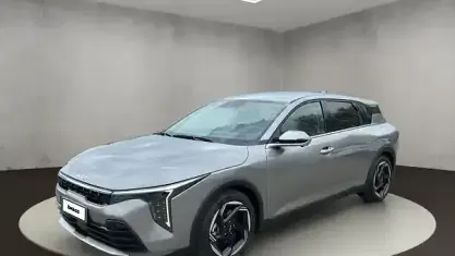 Neu Kia K4 150 PS (110 kW) 2026 Stahlgrau met. Limousine