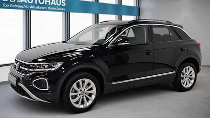 Schwarz Gebraucht 2023 VW T-Roc Style SUV | 25.490 € (Superpreis)