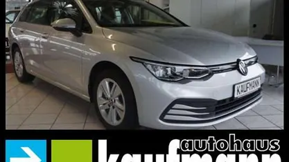 Silber Gebraucht 2022 VW Golf VIII Kombi | 24.390 € (Fairer Preis)