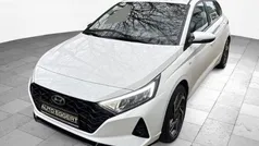 Weiß Gebraucht 2021 Hyundai i20 Intro Edition Limousine | 16.490 € (Fairer Preis)