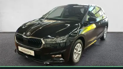 Gebraucht Skoda Fabia Style 80 PS (58 kW) 2022 Blackmagic perleffekt Kleinwagen
