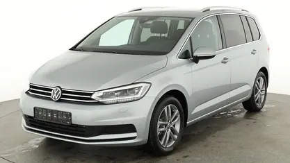 Oyster silver metallic Neu 2026 VW Touran Comfortline Van / Kleinbus | 38.875 € (Fairer Preis)