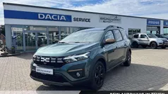 Gebraucht 2025 Dacia Jogger Extreme Van / Kleinbus | 22.490 € (Fairer Preis)