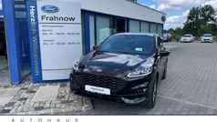 Obsidianschwarz metallic (schwarz) Gebraucht 2022 Ford Kuga ST-Line X SUV | 27.485 € (Fairer Preis)