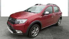 Rot Gebraucht 2020 Dacia Sandero Anniversary Kleinwagen | 9.990 € (Fairer Preis)