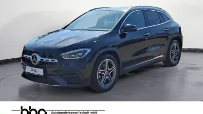 Second-hand Mercedes GLA200 163 CP (119 kW) 2021 Negru SUV