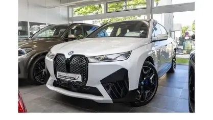 Brugt BMW iX Sport Line 239 kW (326 HK) 2024 Hvid SUV