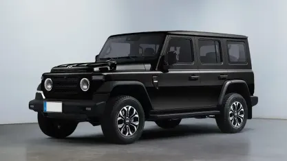 Neu BAW 212 166 PS (122 kW) 2026 Schwarz metallic SUV
