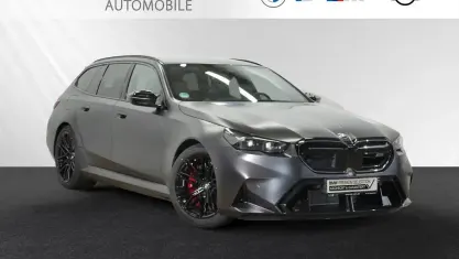 Gebraucht BMW M5 M Sport 727 PS (534 kW) 2025 Bmw individual frozen deep gre Kombi