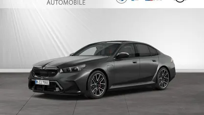 Gebraucht BMW M5 M Sport 727 PS (534 kW) 2025 Frozen deep grey metallic Limousine