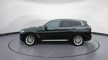 Gebraucht BMW X3 Sport Line 190 PS (139 kW) 2023 Schwarz SUV