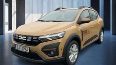 Safaribeige Gebraucht 2025 Dacia Sandero Extreme Kleinwagen | 17.889 € (Superpreis)