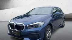 Blau Gebraucht 2022 BMW 118 Advantage Kleinwagen | 24.800 € (Fairer Preis)