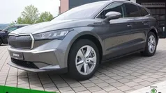 Grau Gebraucht 2022 Skoda Enyaq iV Lodge SUV | 41.350 € (Fairer Preis)