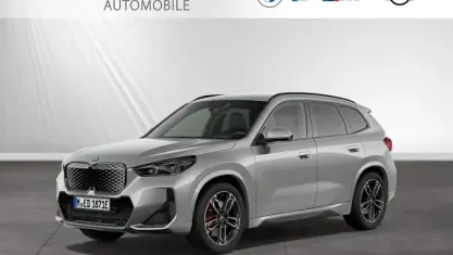 Neu BMW iX1 M Sport 150 kW (204 PS) 2026 Spacesilber metallic SUV