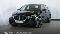Schwarz Gebraucht 2021 BMW 118 Advantage Kleinwagen | 20.958 € (Fairer Preis)