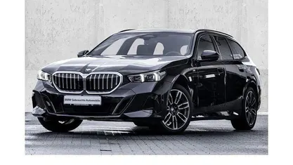 Gebraucht BMW 520 M Sport 208 PS (152 kW) 2025 Kombi