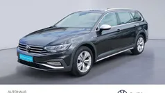 Grau Gebraucht 2023 VW Passat Alltrack Kombi | 30.949 € (Guter Preis)