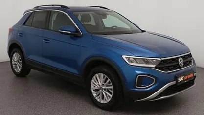 Gebraucht VW T-Roc Life 110 PS (80 kW) 2023 Blau SUV