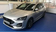 Silber Gebraucht 2023 Ford Focus ST-Line Kombi | 25.890 € (Fairer Preis)