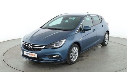 Używany Opel Astra Innovation 125 KM (91 kW) 2016 Niebieski Sedan/Limuzyna