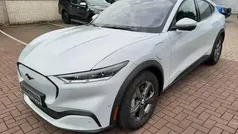 Weiß Gebraucht 2022 Ford Mustang Mach-E SUV | 37.490 € (Superpreis)