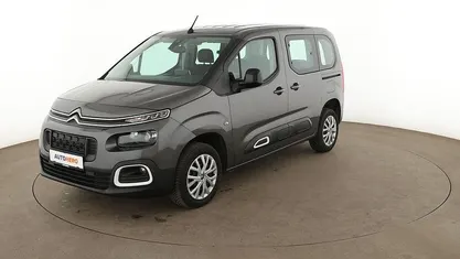 Gebraucht Citroën Berlingo Feel 131 PS (96 kW) 2023 Grau Van / Kleinbus