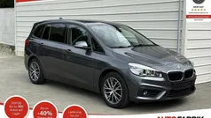 Grau Gebraucht 2017 BMW 220 Gran Tourer Van / Kleinbus | 14.900 € (Fairer Preis)