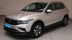 Silber Gebraucht 2024 VW Tiguan Move SUV | 35.940 € (Fairer Preis)