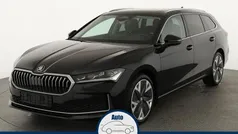Onyx schwarz metallic Gebraucht 2024 Skoda Superb Selection Kombi | 40.995 € (Superpreis)