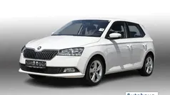 Weiß Gebraucht 2021 Skoda Fabia Cool Plus Limousine | 10.970 € (Fairer Preis)