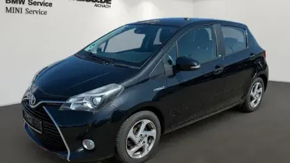 Gebraucht Toyota Yaris Edition-S 101 PS (74 kW) 2016 Black mica / ink Kleinwagen