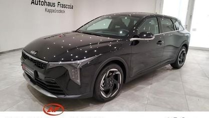 Neu Kia K4 Spirit 150 PS (110 kW) 2026 Schwarz Limousine