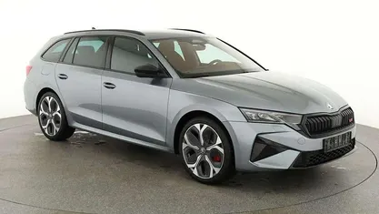 Gebraucht 2025 Skoda Octavia RS Kombi | 42.684 € (Fairer Preis)