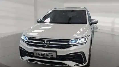 Gebraucht VW Tiguan Allspace R-line 200 PS (147 kW) 2022 SUV