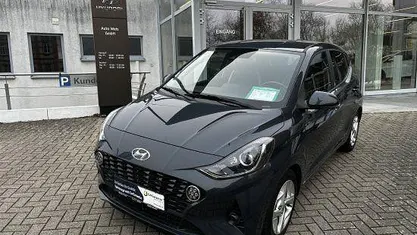 Grau Gebraucht 2022 Hyundai i10 Edition 30 Kleinwagen | 12.990 € (Fairer Preis)