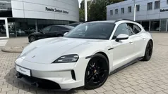 Weiss Gebraucht 2025 Porsche Taycan Sport Turismo Limousine | 108.800 €