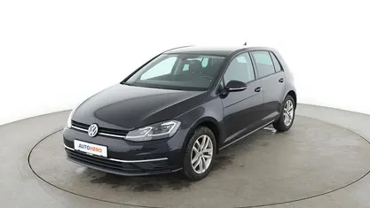 Gebraucht VW Golf VII Comfortline 116 PS (85 kW) 2018 Schwarz Limousine