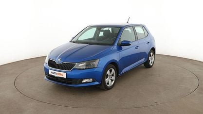 Second-hand Skoda Fabia Style 2018 Albastru Berlinǎ