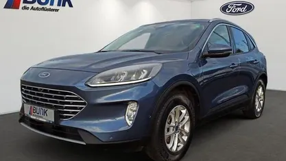 Blau Gebraucht 2022 Ford Kuga Titanium SUV | 23.980 € (Guter Preis)