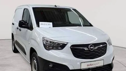 Kaolin weiß Gebraucht 2023 Opel Combo Van | 13.090 € (Superpreis)