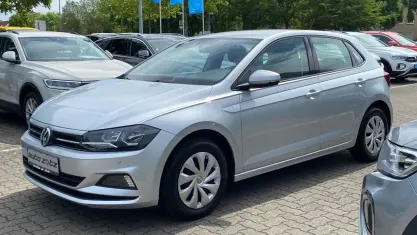 Gebraucht VW Polo Comfortline 95 PS (69 kW) 2019 Silber Kleinwagen