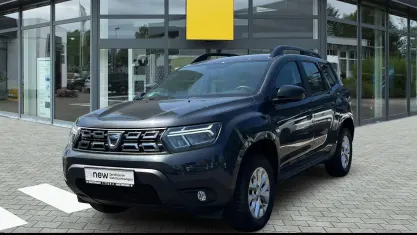 Gebraucht Dacia Duster Comfort 101 PS (74 kW) 2022 Grau SUV
