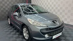 Farbe schwarz obsidien/metallic Gebraucht 2007 Peugeot 207 Platinum Limousine | 3.400 € (Fairer Preis)
