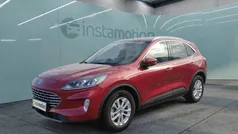 Rot Gebraucht 2023 Ford Kuga Titanium SUV | 26.590 € (Guter Preis)