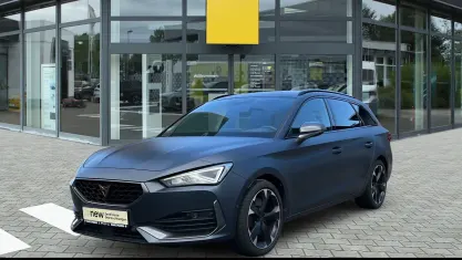 Gebraucht Cupra Leon 245 PS (180 kW) 2023 Magnetic grau matt (grau) Kombi