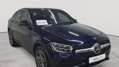 Gebraucht Mercedes GLC200 AMG line 197 PS (144 kW) 2021 Cavansitblau metallic SUV
