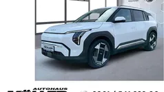 Weiss Neu 2025 Kia EV3 3 SUV | 42.239 € (Fairer Preis)