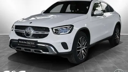 Gebraucht Mercedes GLC300 258 PS (189 kW) 2023 Unilack polarweiß SUV